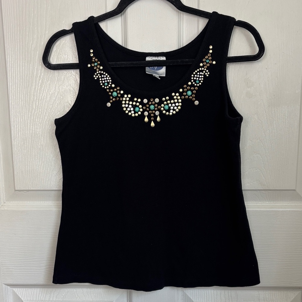 DG2 black ribbed tank top gromet embellished size medium layering piece boho